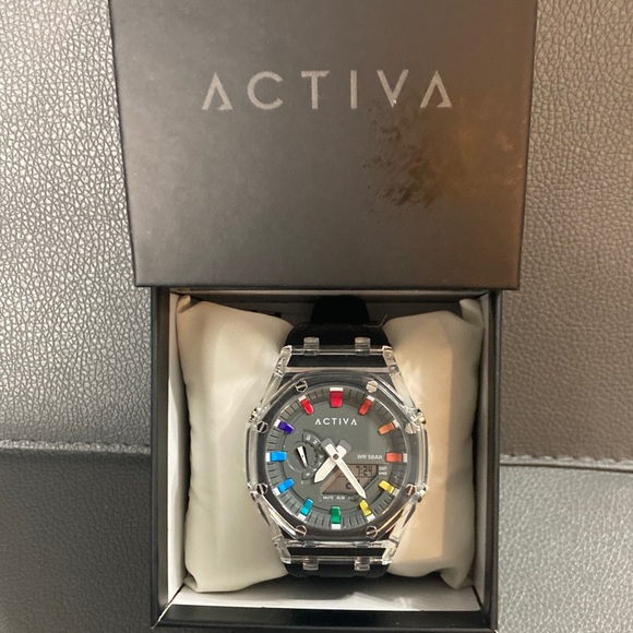 Activa Men's 44.2mm
Watch Black silicon band/clear face Rainbow ACW2100-005 - Picture 2 of 7